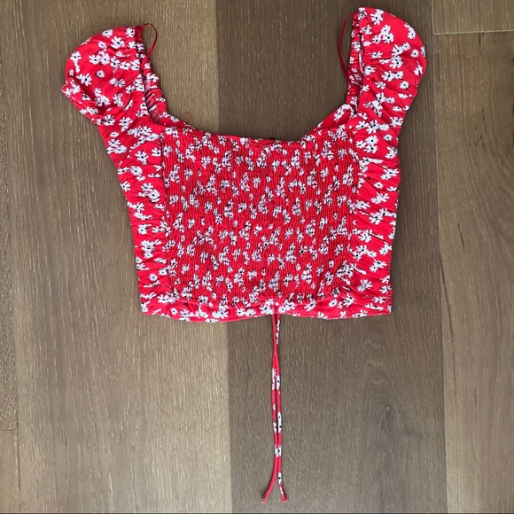 Hot pink/red floral crop top - Picture 3 of 4